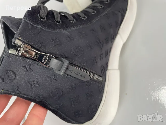 Маратонки Louis Vuitton 38.5 Оригинал, снимка 8 - Маратонки - 55324093