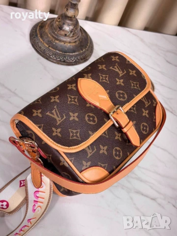 Louis Vuitton Нова Дамска Кожена Чанта Луи Витон Различни Цветове , снимка 2 - Чанти - 54649191