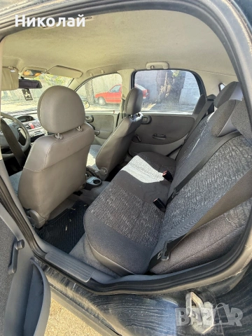 Opel Corsa C 1.2 - 2002 - бензин/газ, снимка 5 - Автомобили и джипове - 54406613