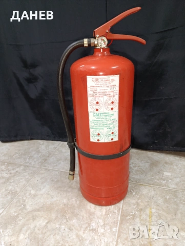 Продавам пожарогасител неизползван , снимка 2 - Друго търговско оборудване - 54306716