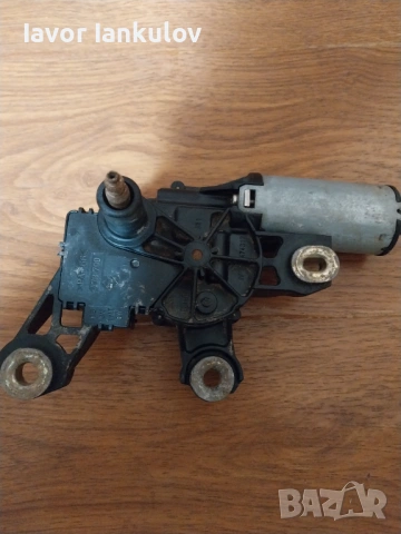 Моторче за задна чистачка