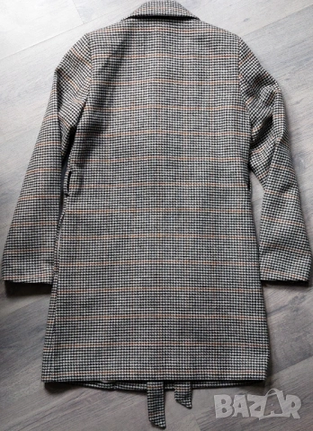 Дамско палто H&M Divided, размер S – каре / кокоши крак с колан, снимка 4 - Палта, манта - 54919999