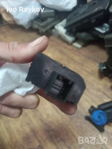 Бутон регулиране фарове AUDI A4 , 8E1919094 , снимка 2 - Части - 55340936