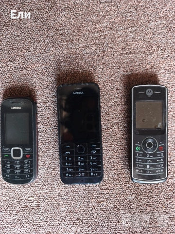 Лот телефони с бутони Nokia и Motorola