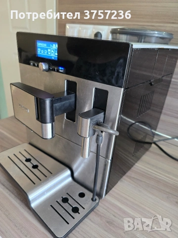 Кафемашина Siemens eq8 s300, снимка 5 - Кафемашини - 54956185