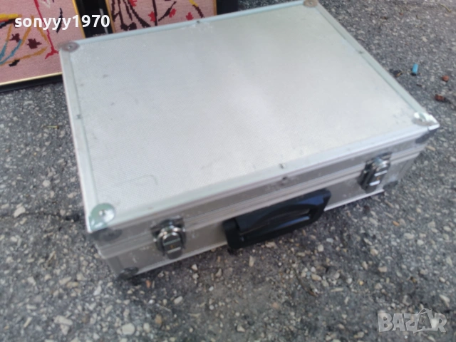 АЛУМИНИЕВ КУФАР С КЛЮЧ 2706261601L4, снимка 4 - Микрофони - 55070305