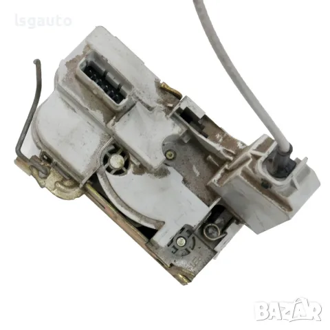 Брава предна дясна врата Peugeot 307 2001-2008 ID: 163423