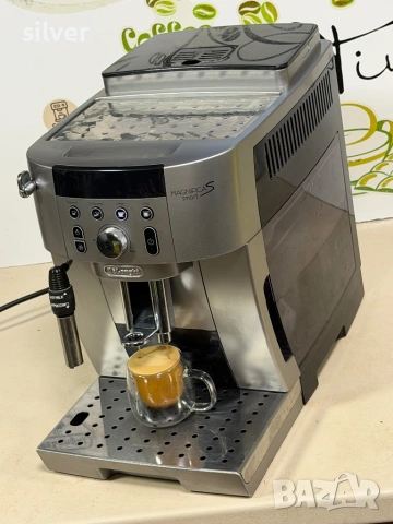 Кафемашина кафе автомат delonghi magnifica smart с гаранция, снимка 8 - Кафемашини - 54734226