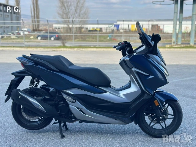 Продавам Honda Forza 300i, снимка 8 - Мотоциклети и мототехника - 54700382