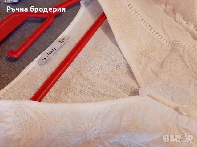 Дамска бяла риза с нежна бродерия, дантела, къдри, седефени копчета и буфан ръкав, снимка 5 - Ризи - 55040488