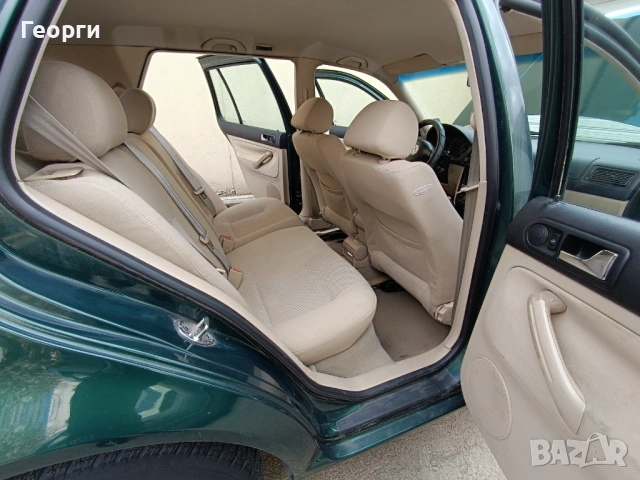 VW Golf 1.8 125 кс с АГУ, снимка 10 - Автомобили и джипове - 54099564