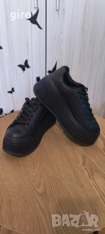 Дамски маратонки Зара/36 номер