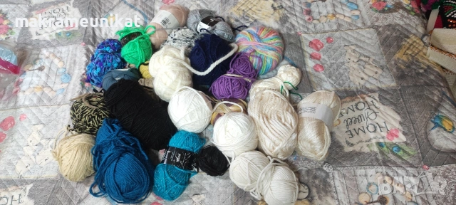 Продавам 2кг дебела прежда, различни цветове