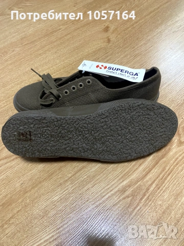 Мъжки сникърси Superga 42,5 номер НОВИ!, снимка 2 - Маратонки - 54973058