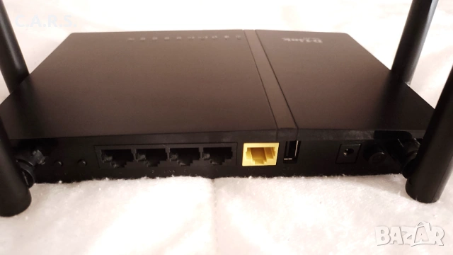 D-Link DIR 825 Wireless AC1200 Dual-Band Gigabit Router с USB, снимка 3 - Рутери - 54749984