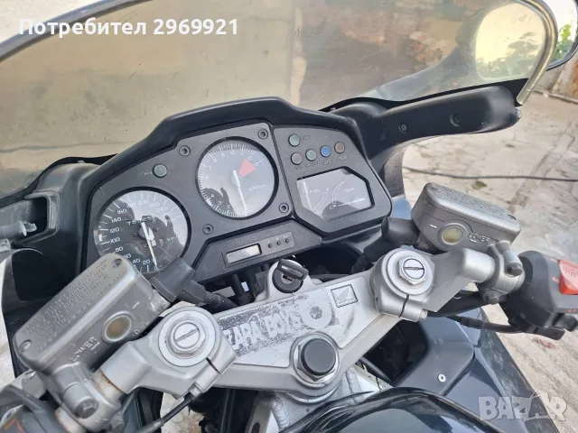 Мотоциклет HONDA VFR 750, снимка 4 - Мотоциклети и мототехника - 55630268