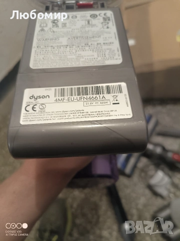 Безжична вертикална прахосмукачка Dyson V8 Advanced, снимка 6 - Прахосмукачки - 54576435