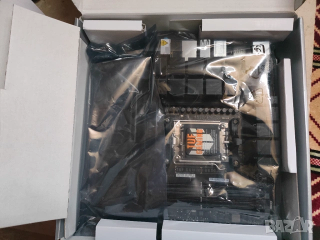 дънна платка ASUS TUF B650M-E за донор или за части, снимка 4 - Дънни платки - 54896435