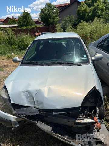 Продава се на части Renault clio
