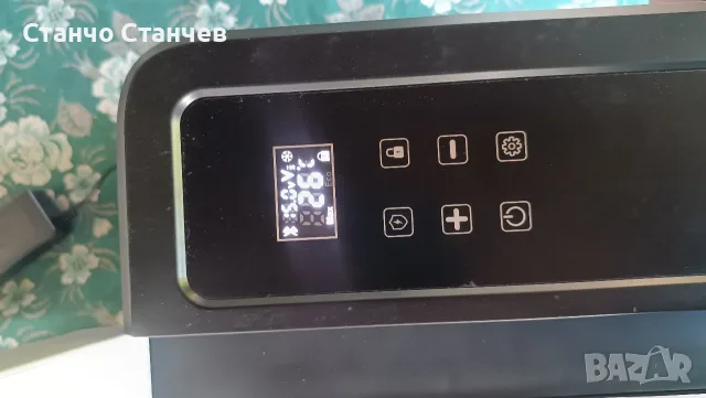 ХЛАДИЛНИК ЗА КОЛА 12V С КОМПРЕСОР 20L на 12/24/220 V, снимка 6 - Хладилни чанти - 55337742
