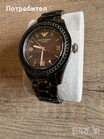 Дамски часовник Emporio Armani AR1423 Ceramica Leo, снимка 6 - Дамски - 54046464