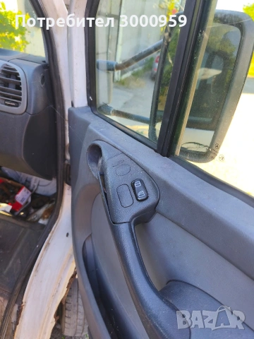 Mercedes Sprinter 413 кабина с всичко по нея, снимка 4 - Бусове и автобуси - 55096093