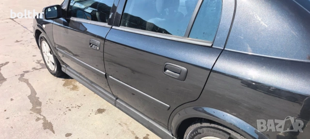 Opel Astra 1.6 Mono, снимка 8 - Автомобили и джипове - 54388610