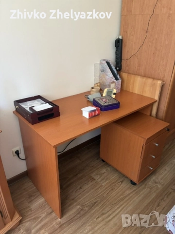продавам офис бюро с с контейнер