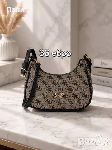 Дамска чанта Guess