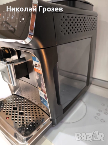 Автоматична Еспресо Кафеавтомат Кафемашина Philips EP3347/90, 1.8 л, 15 bar с Керамична Мелачка, снимка 4 - Кафемашини - 54948357