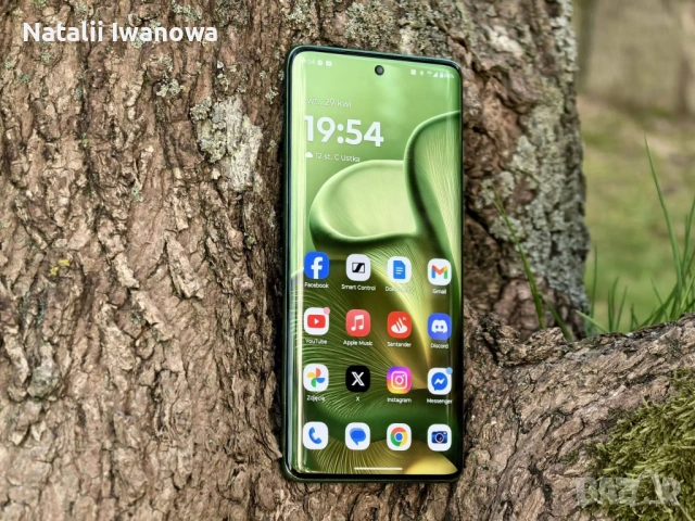 Продавам Моторола edge60 чисто нов без никакви забележки 