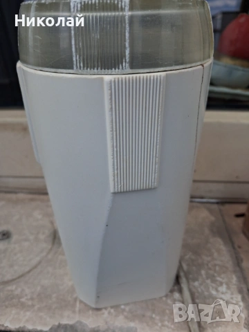 Ретро кафемелачка