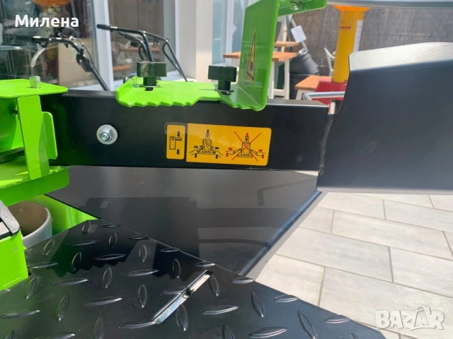 Вертикална електрическа цепачка за дърва Zipper ZI- HS8TN - нова, снимка 5 - Селскостопанска техника - 55151243
