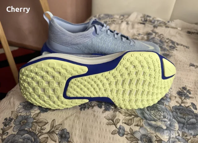 Обувки Nike invincible run 3 - номер 45 , снимка 3 - Маратонки - 55326676