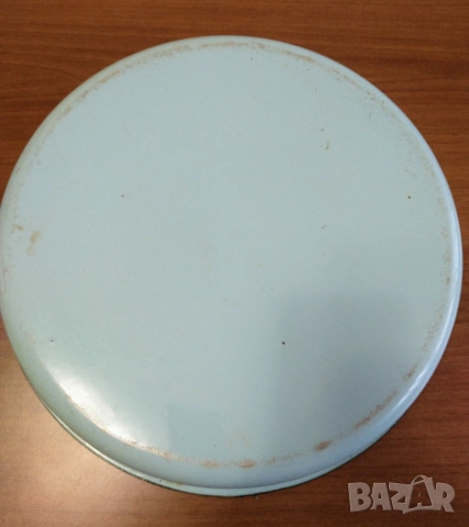 Две емайлирани тави от времето на соца, снимка 3 - Съдове за готвене - 54027987