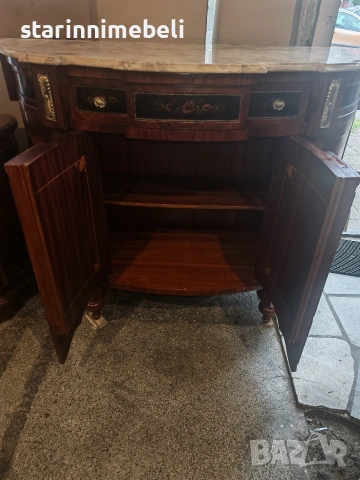 Елегантен бароков комод, снимка 6 - Шкафове - 53992395