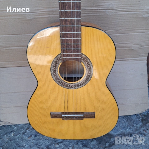 Акустична китара, снимка 2 - Китари - 54830691