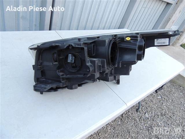 Десен фар Ford kuga След 2016 г. Ксенон код GV41-13D154-AF, GV4113D154AF , снимка 9 - Аксесоари и консумативи - 54686528
