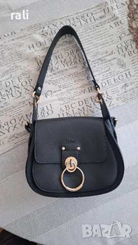 Модерена дамска   чанта, снимка 2 - Чанти - 54353007