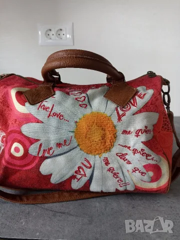 Дамска чанта Desigual, снимка 2 - Чанти - 55602830