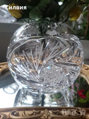 Кристална ваза с кръгла форма , снимка 3 - Вази - 55406548