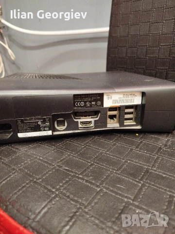 Продавам модната конзола XBOX 360 Slim, снимка 8 - Xbox конзоли - 54317809