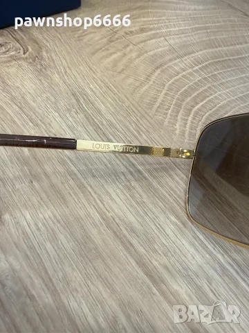 Оригинални мъжки слънчеви очила Louis Vuitton Attitude (Z0259U) – Златисти, снимка 15 - Слънчеви и диоптрични очила - 55693408