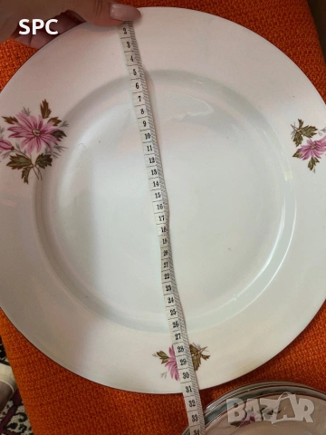 Порцеланов сервиз