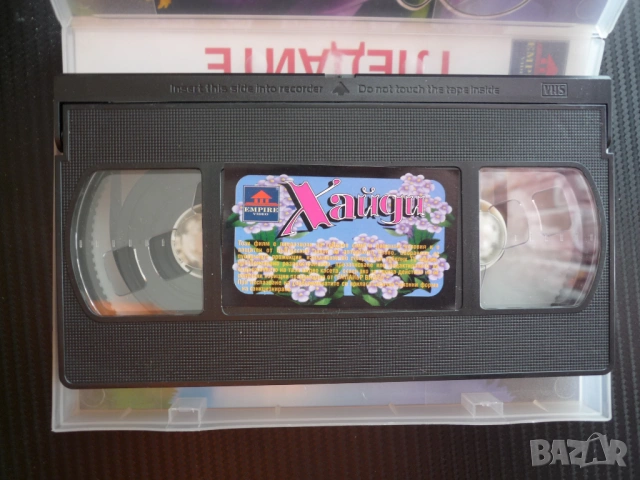 Хайди VHS филм филмче разказ за деца смело момиче планината приказка приключения детско видеокасета, снимка 2 - Анимации - 54821453