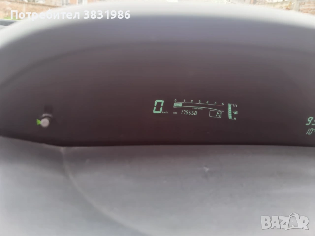 Продавам TOYOTA YARIS 2006 1,4 D4D 90 к. Автомат , снимка 5 - Автомобили и джипове - 54184620