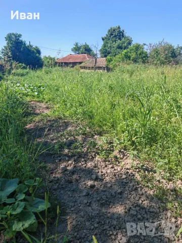 парцел в гр. Златарица 1080 m2, снимка 2 - Парцели - 55393034