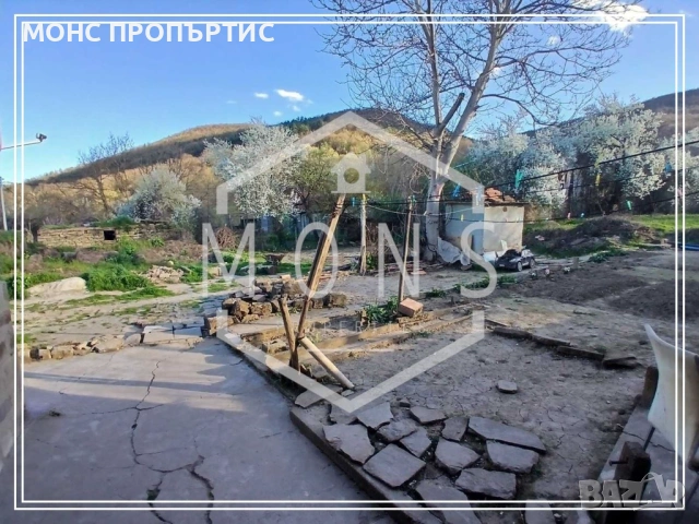 Двуетажна къща в с. Ряховците, близо до гр. Севлиево., снимка 2 - Къщи - 54148986