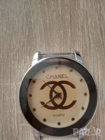 CHANEL оригинален дамски часовник, снимка 11 - Луксозни - 46715282