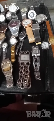 40бр ръчни кварцови ел часовници , снимка 2 - Антикварни и старинни предмети - 54261364